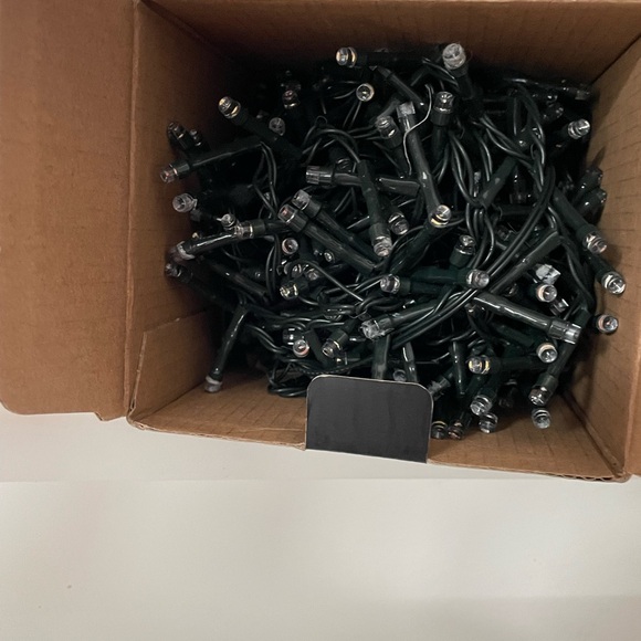 LED Christmas lights - Picture 3 of 3